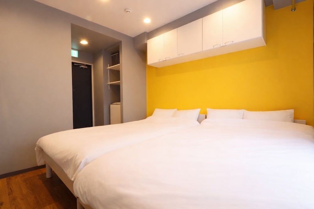 アパートメント 客室3 | エコロ新宿第二ビル602