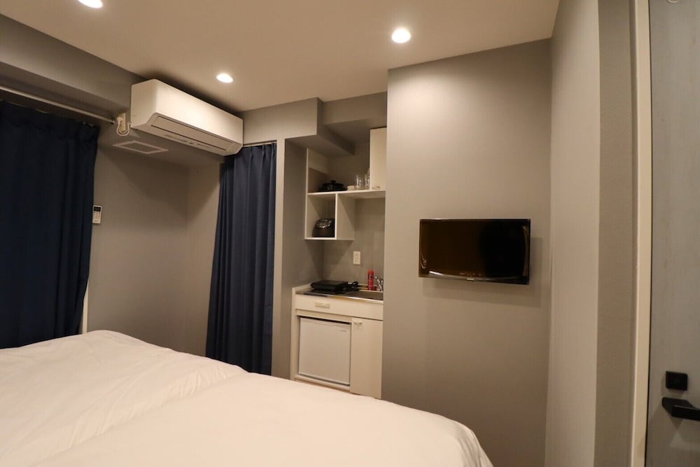 アパートメント 客室7 | エコロ新宿第二ビル602