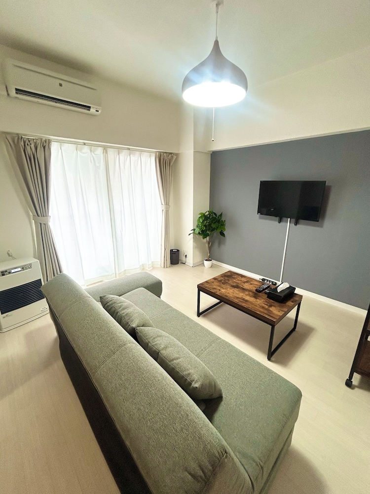 アパートメント リビング エリア12 | TOWN ROYAL 601