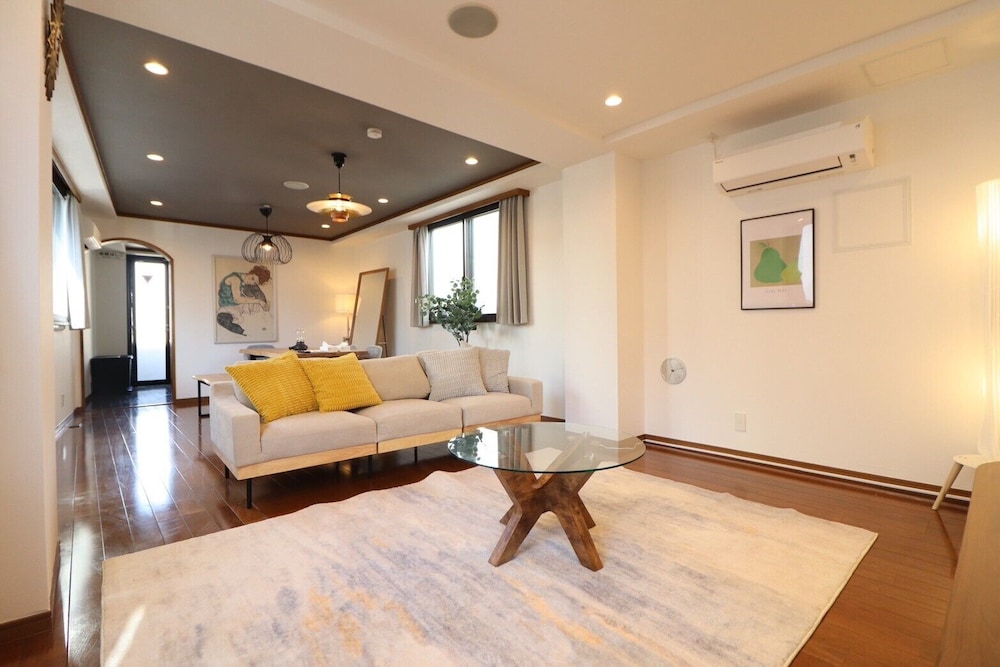 アパートメント リビング エリア4 | Yokohama Mega Stay