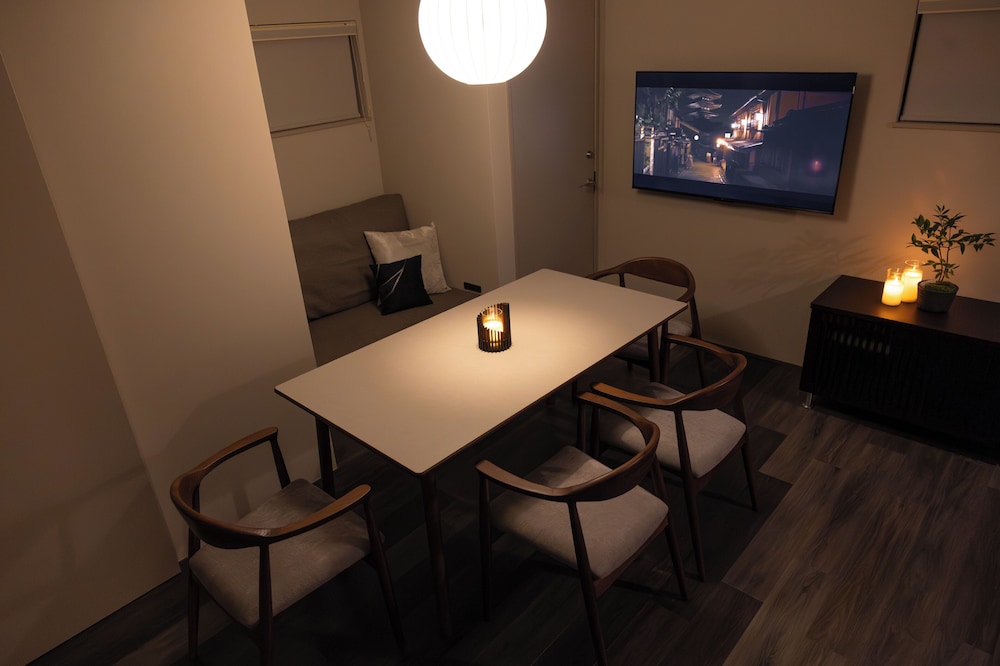 レストラン1 | 暁 - セルフチェックインのみ