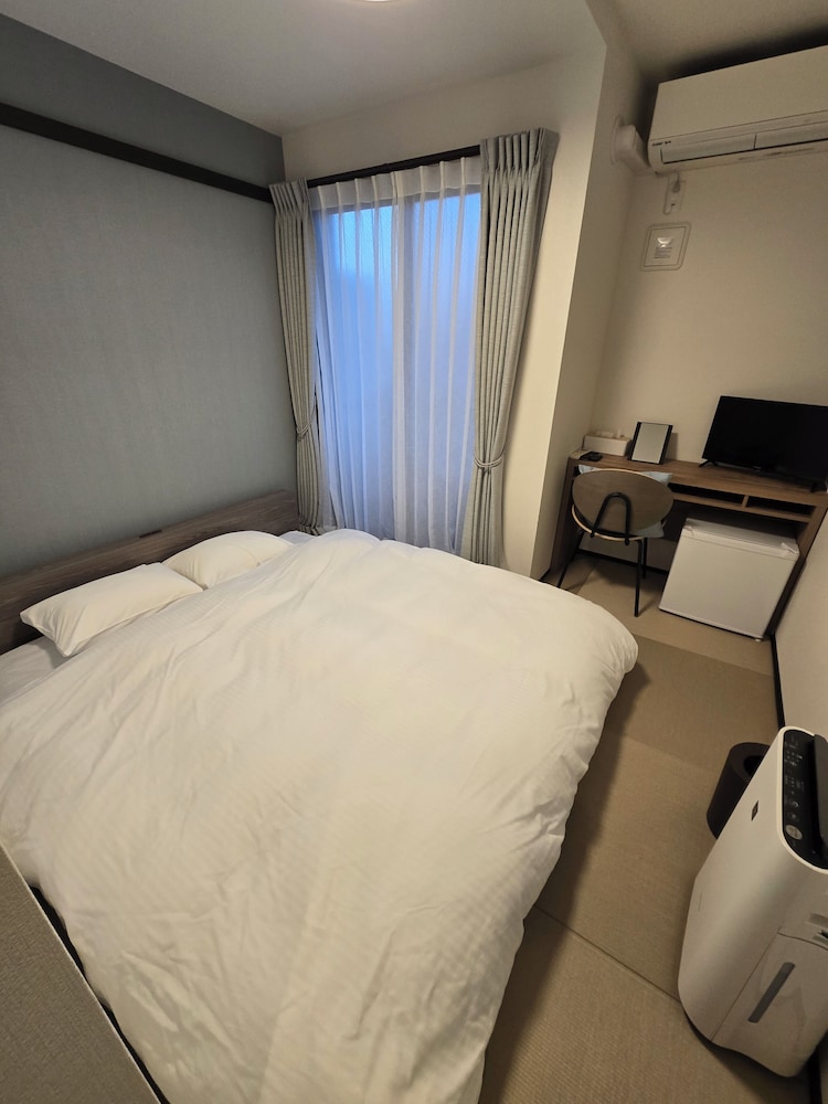 ベーシック ダブルルーム クイーンベッド 1 台 客室5 | ITOSHI Kyoto Inn 二条城