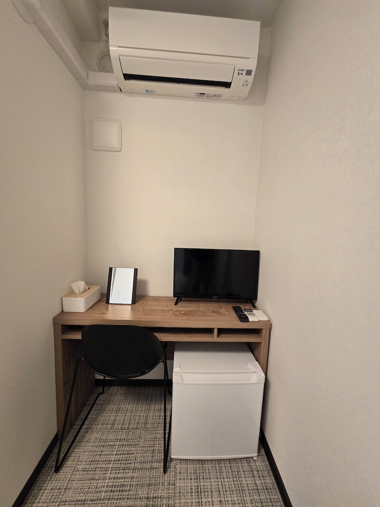 ベーシック ダブルルーム クイーンベッド 1 台 客室7 | ITOSHI Kyoto Inn 二条城