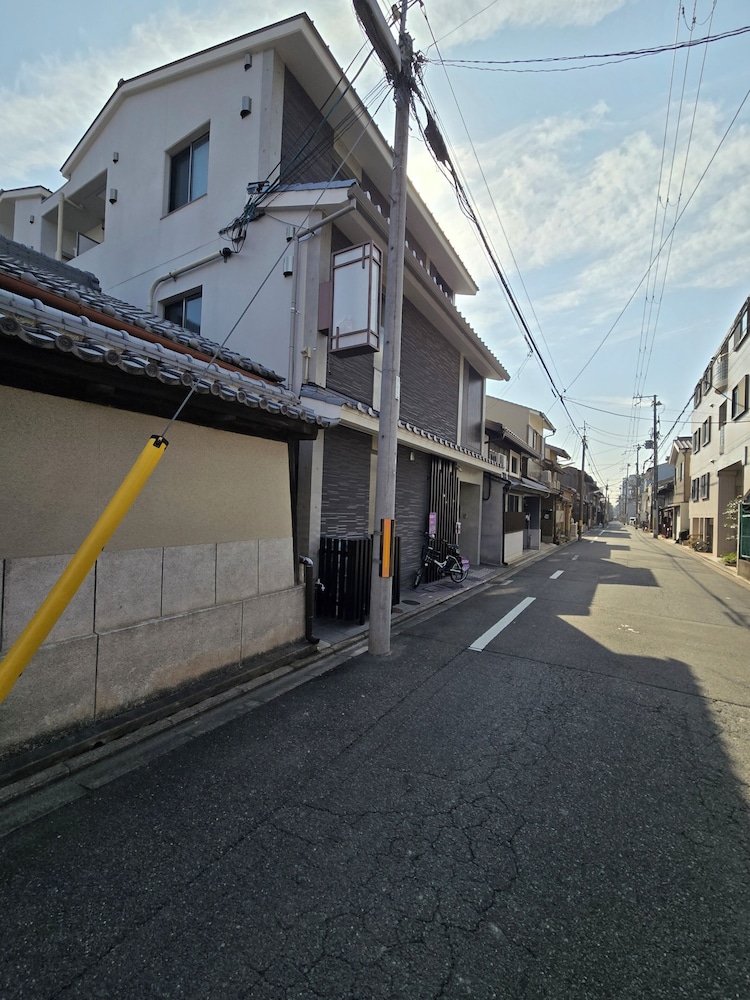 施設の正面1 | ITOSHI Kyoto Inn 二条城 施設の正面1 | ITOSHI Kyoto Inn 二条城