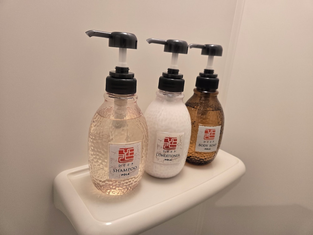 ベーシック ツインルーム シングルベッド 2 台 客室25 | ITOSHI Kyoto Inn 二条城