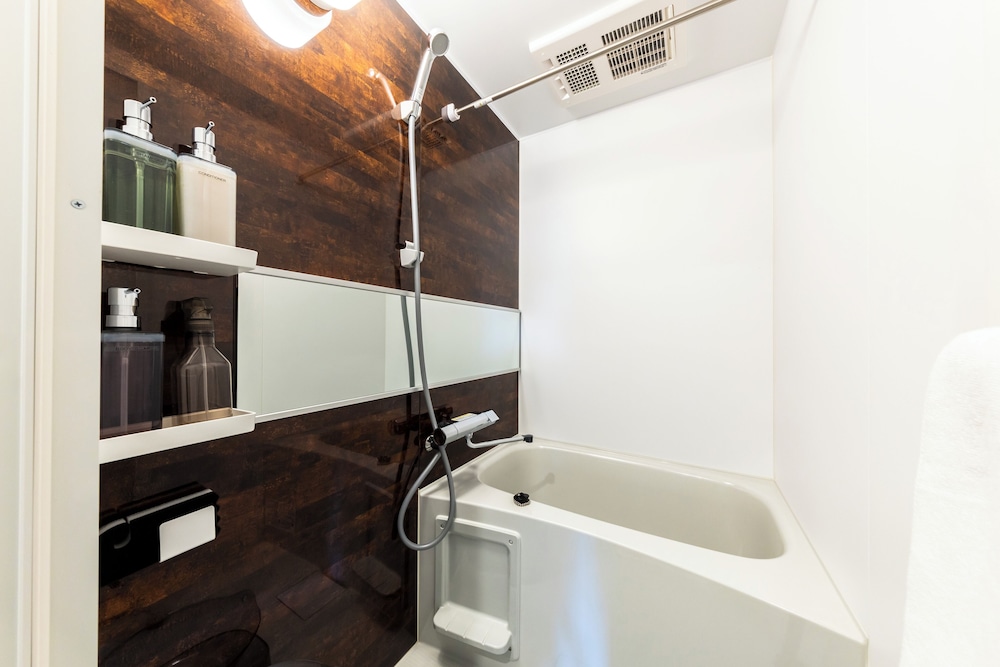 コンフォート ツインルーム バスルーム0 | AYA Hotels 博多 1st