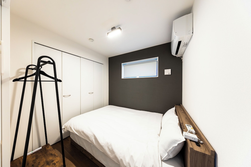 コンフォート トリプルルーム 客室3 | AYA Hotels 博多 1st