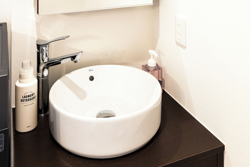 コンフォート ツインルーム バスルーム2 | AYA Hotels 博多 1st