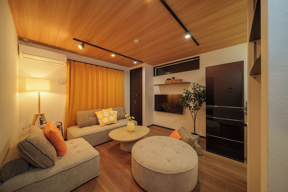 コンフォート コンドミニアム 禁煙 リビング エリア2 | リリー ハウス