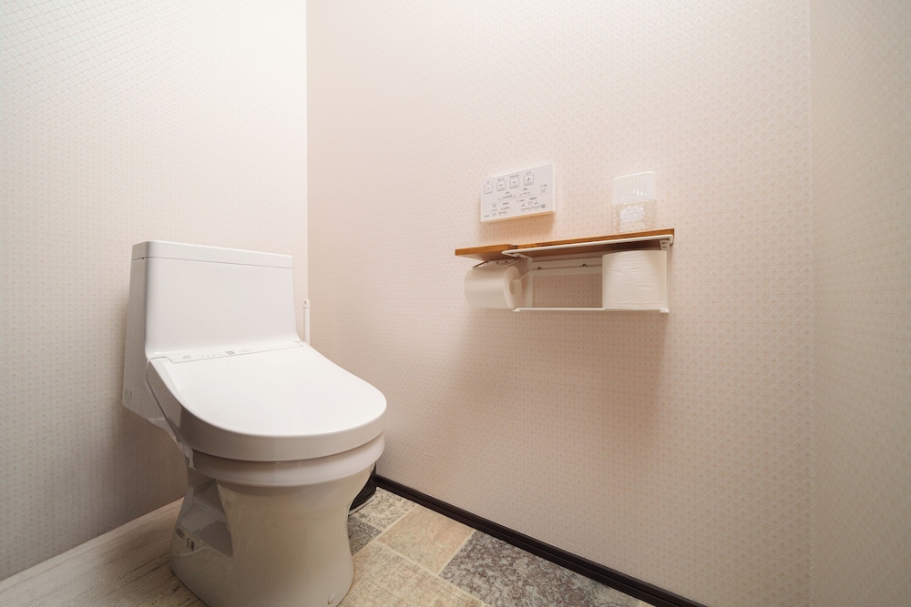 コンフォート コンドミニアム 禁煙 バスルーム3 | リリー ハウス