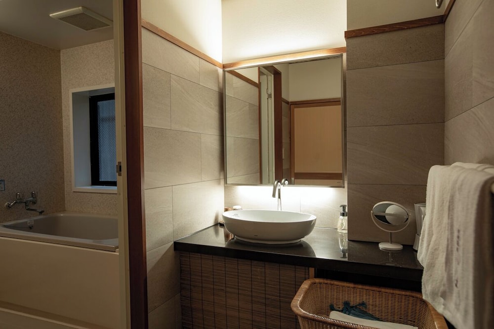 デラックス スイート 専用バスルーム マウンテンビュー バスルーム0 | Hotel Senkei