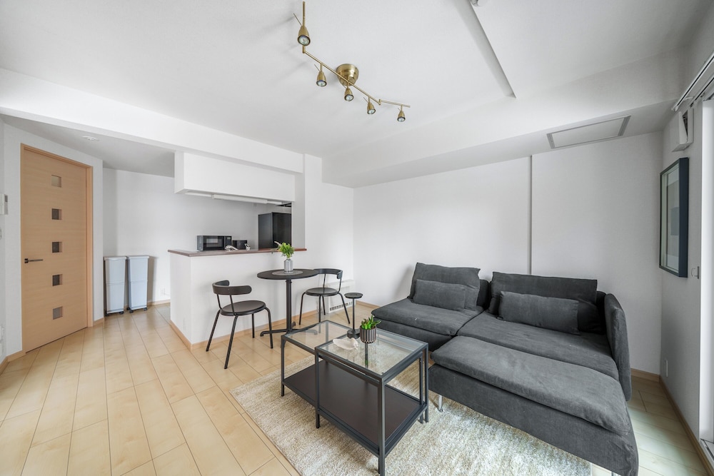 アパートメント リビング エリア2 | E-US NAEBO STATION 103