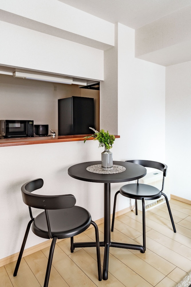 レストラン1 | E-US NAEBO STATION 103