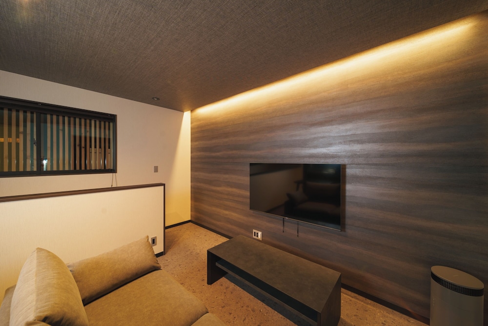 雅音02号室 コンフォート アパートメント シティビュー 禁煙 リビング エリア1 | -雅音-