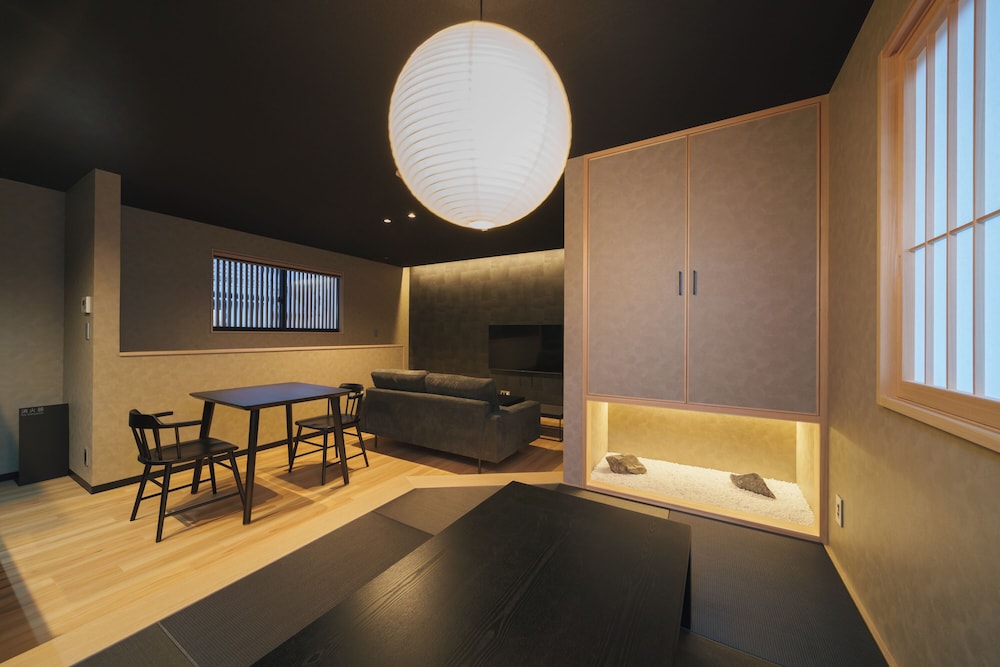 雅音01号室 コンフォート アパートメント シティビュー 禁煙 リビング エリア1 | -雅音-