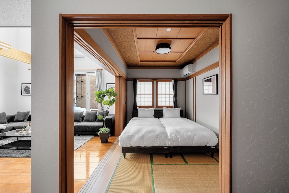 アパートメント 客室1 | THE RADIANT