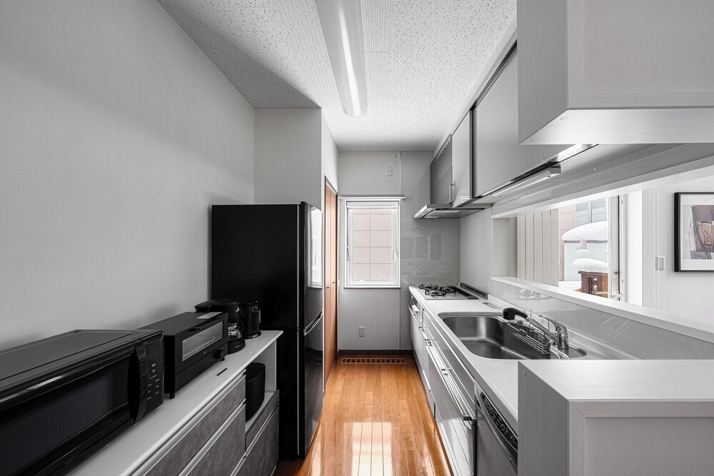 アパートメント 専用キッチン0 | THE RADIANT