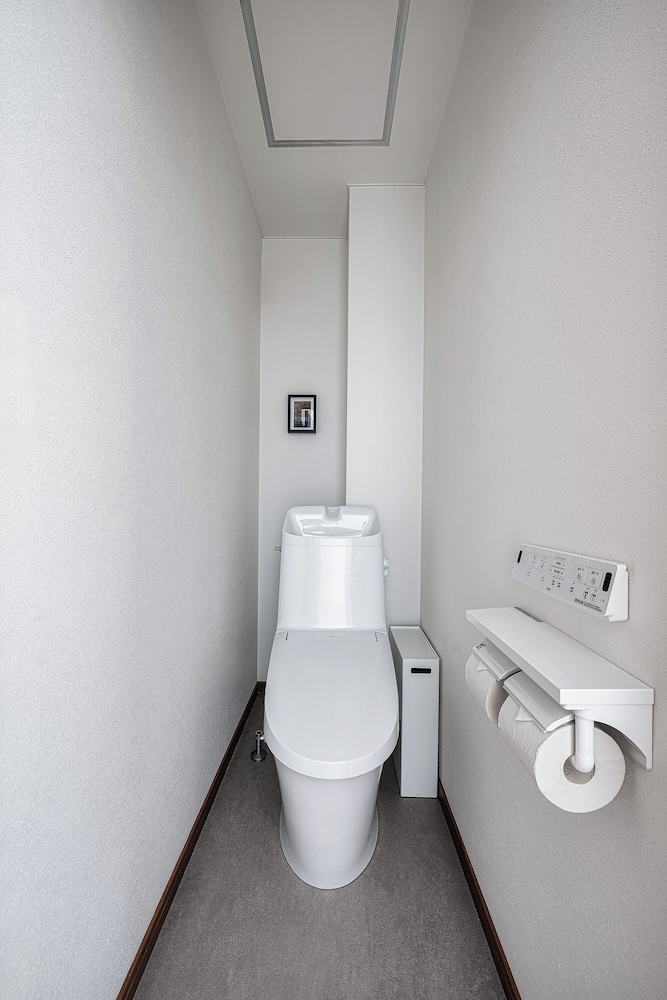 アパートメント バスルーム1 | THE RADIANT