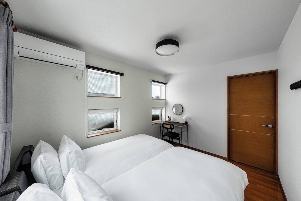 アパートメント 客室13 | THE RADIANT