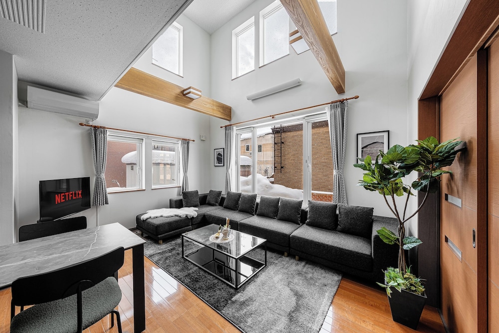 アパートメント リビング エリア5 | THE RADIANT