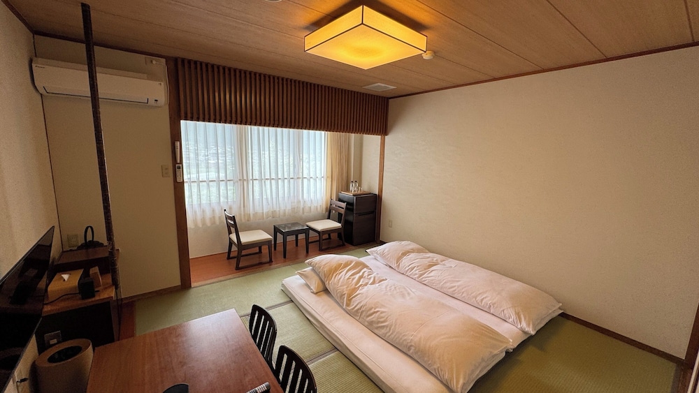 本館 禁煙 - 和室 / 共用トイレ / 共用バスルーム 客室3 | 由布院 旅館やまなみ