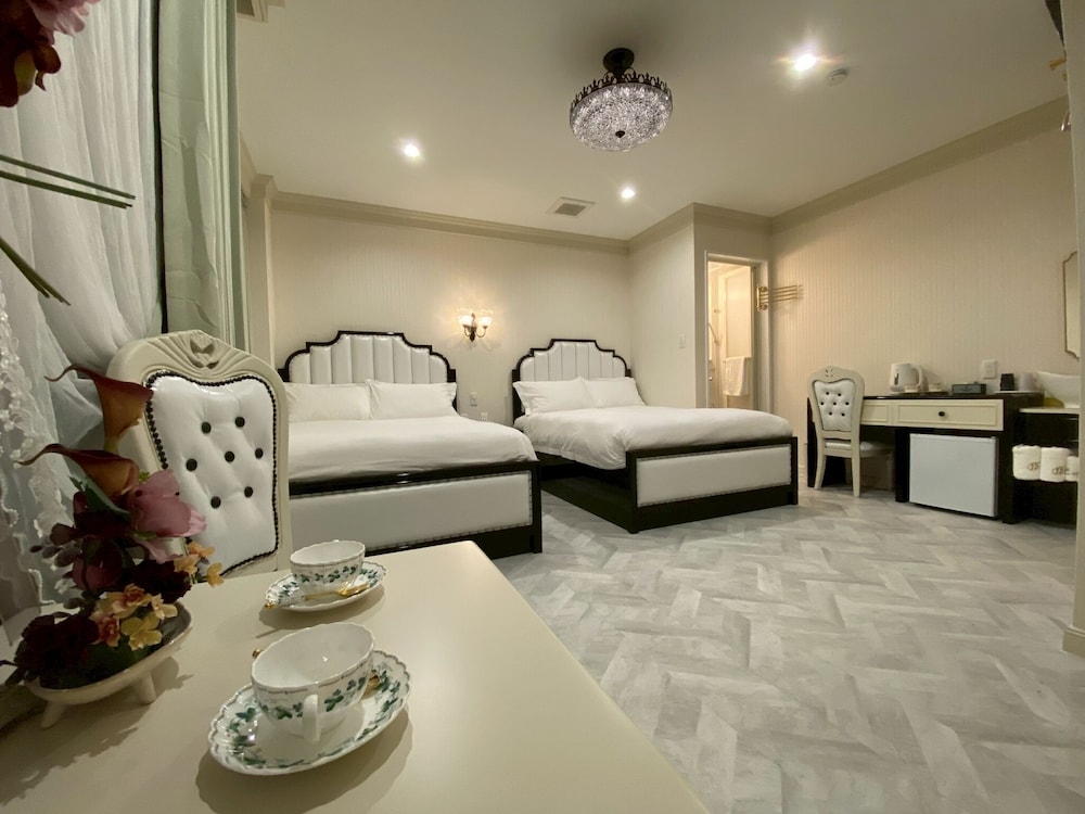 ベーシック ツインルーム シングルベッド 2 台 禁煙 専用バスルーム | 大同 Garden Hotel Osaka Annex