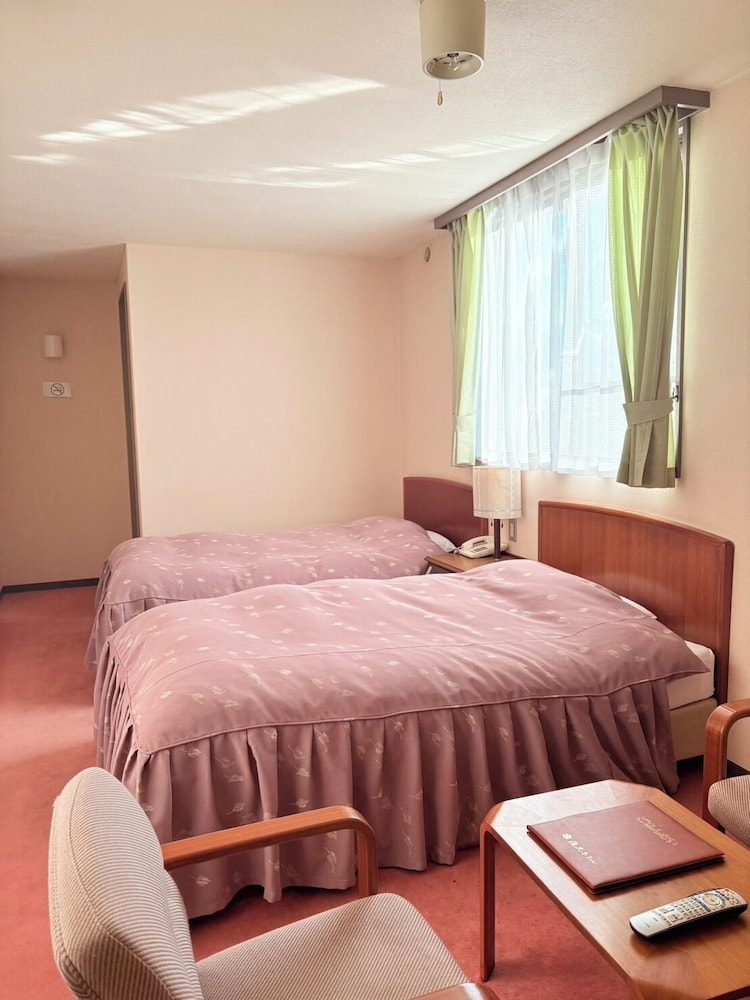 客室1 | 佐久ホテル 客室1 | 佐久ホテル