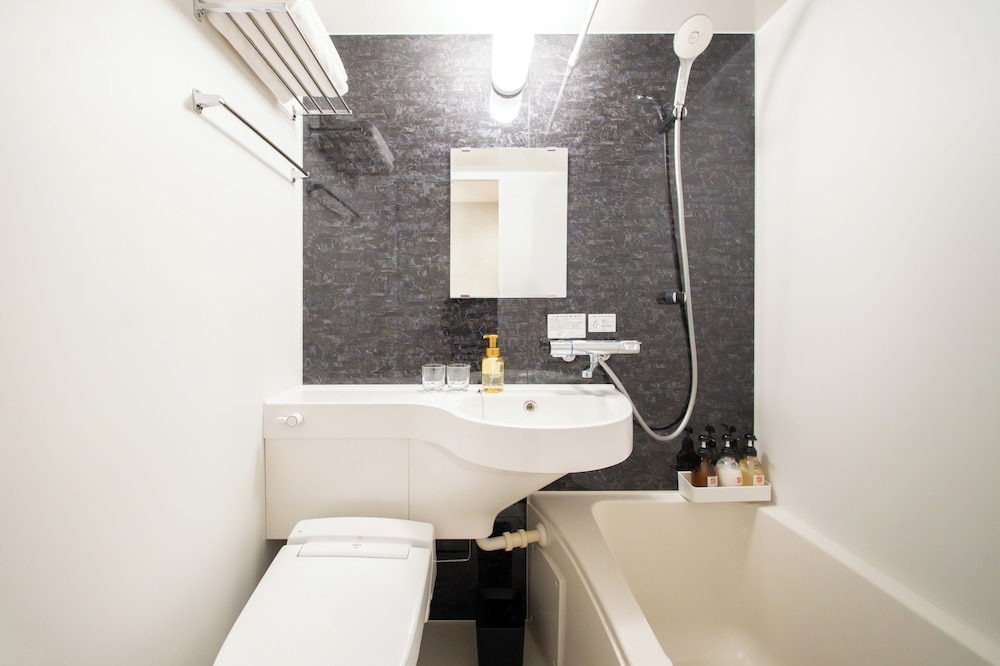 ベーシック ダブルルーム 禁煙 バスルーム0 | MARUMI HOTEL Asakusa浅草