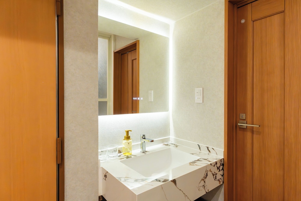 エコノミー ダブルルーム 禁煙 バスルーム0 | MARUMI HOTEL Asakusa浅草