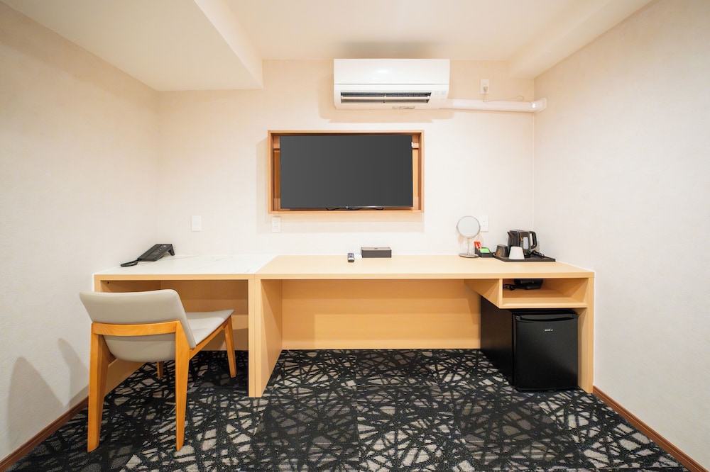 ベーシック ダブルルーム 禁煙 内装0 | MARUMI HOTEL Asakusa浅草