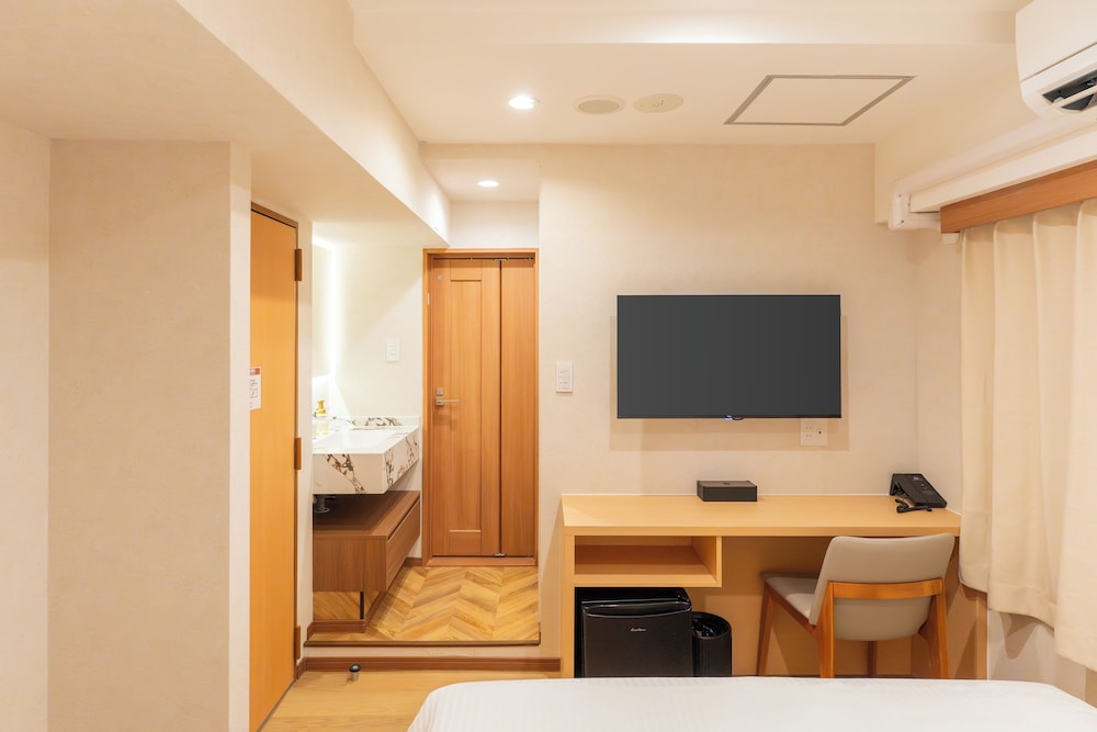 エコノミー ダブルルーム 禁煙 客室4 | MARUMI HOTEL Asakusa浅草