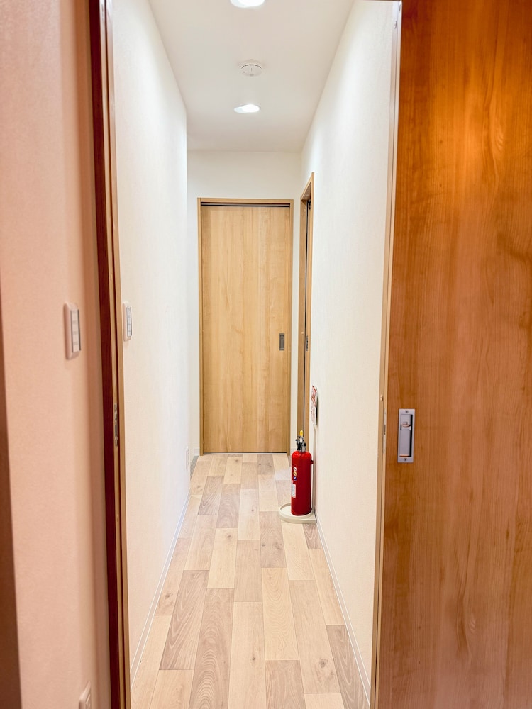 ファミリー ヴィラ 3 ベッドルーム 専用バスルーム 内装3 | 長柄の宿-(天然温泉 なにわの湯すぐ)