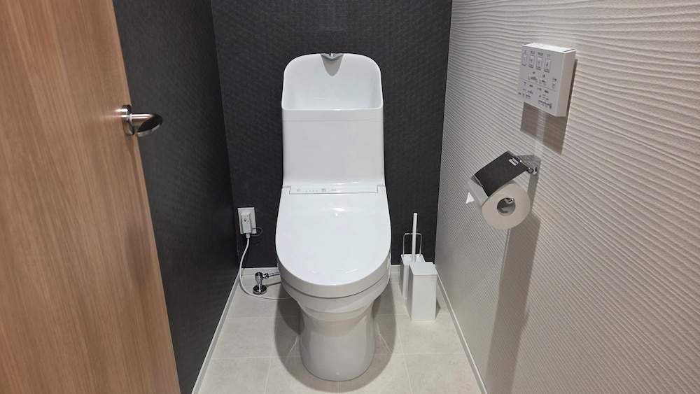 GF-3　(最大5名)：無料軽食＆ビール（人数分）/禁煙 バスルーム2 | Solana Smart INN富士御殿場