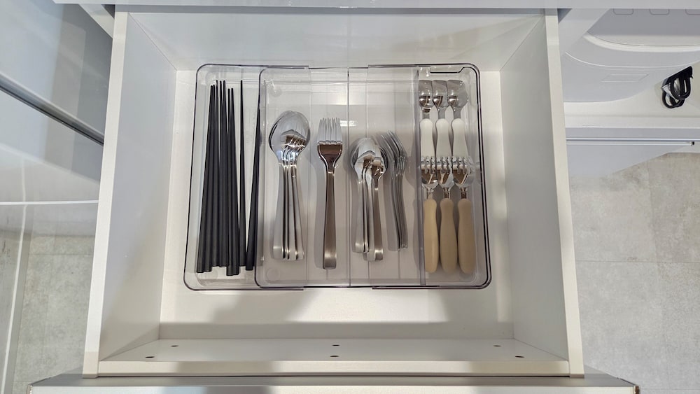 GF-4 (最大2名) : 無料軽食&ビール(人数分) / 禁煙 客室の設備とサービス2 | Solana Smart INN富士御殿場