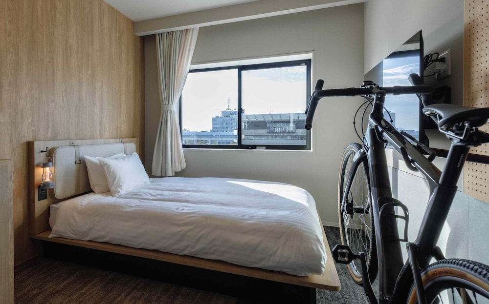 ダブルスタンダード シティビュー 禁煙 客室2 | せとうちサイクルステイズ広島宇品