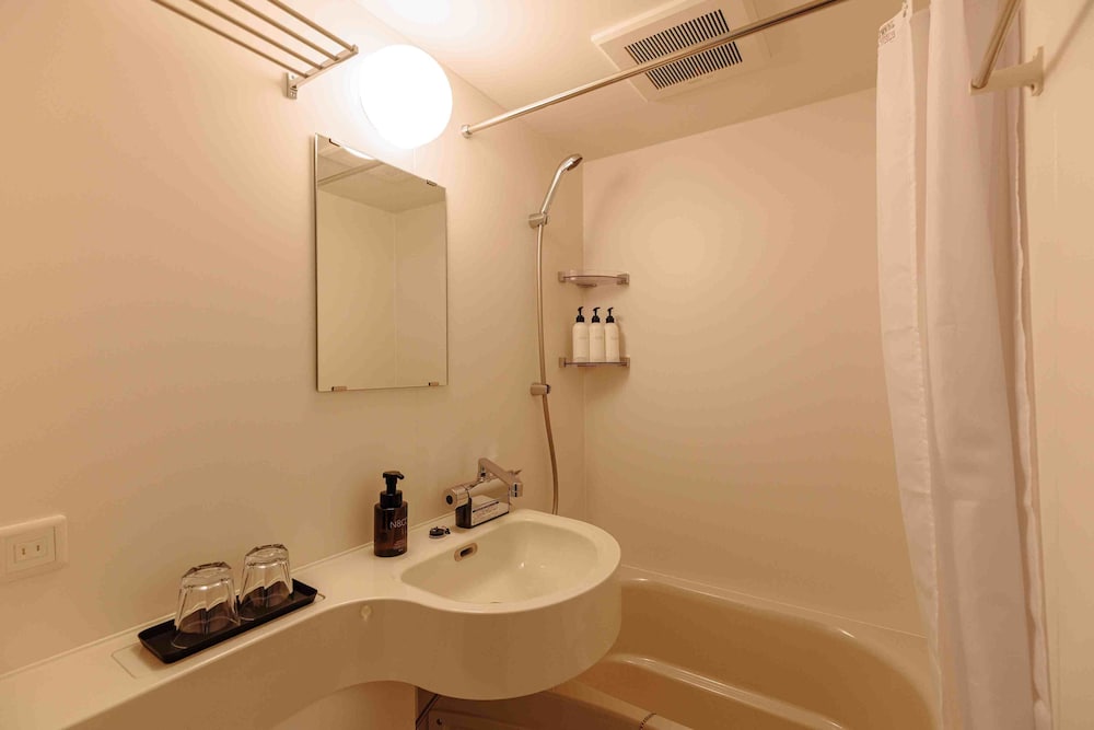 ダブルスタンダード シティビュー 禁煙 バスルーム0 | せとうちサイクルステイズ広島宇品