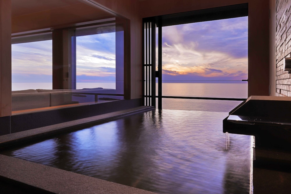 [ステイ・スイート温泉半露天付‐松濤] 禁煙 バスルーム0 | 游水亭いさごや