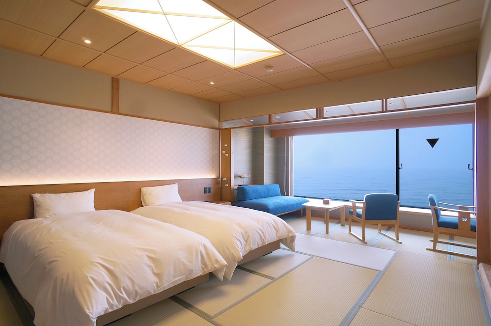 [和風デラックスツイン] 禁煙 客室2 | 游水亭いさごや