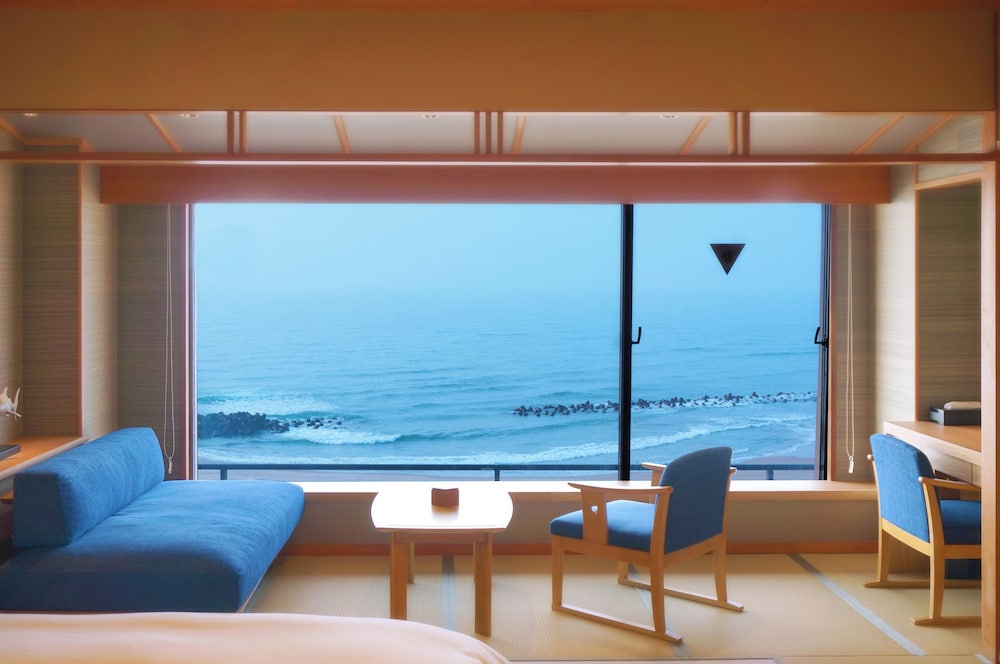 [和風デラックスツイン] 禁煙 客室1 | 游水亭いさごや