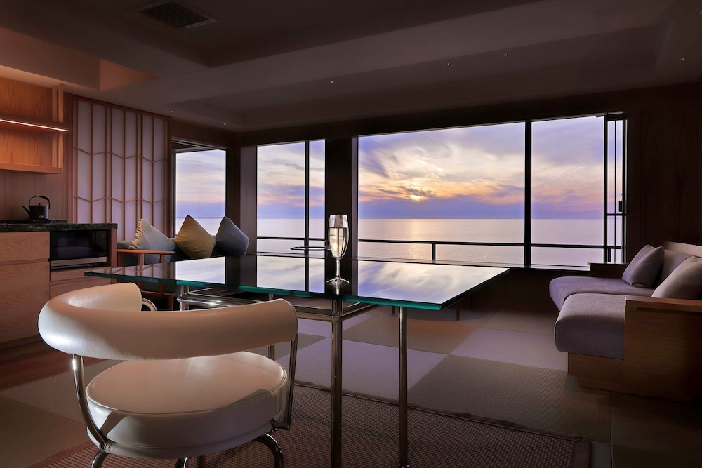 [ステイ・スイート温泉半露天付‐濤声] 禁煙 客室1 | 游水亭いさごや