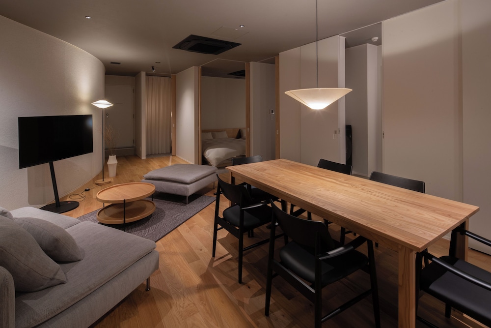 ベーシック アパートメント リビング エリア3 | goodroom hotel Kyoto