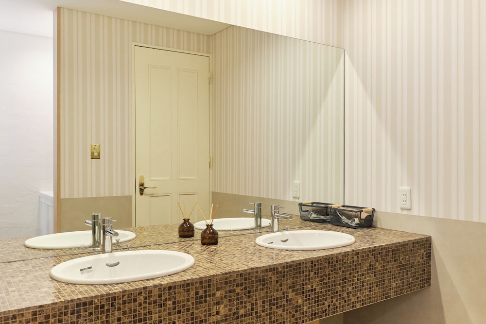 コンフォート ヴィラ 4 ベッドルーム 禁煙 シティビュー バスルーム0 | Moiwa moutain villa