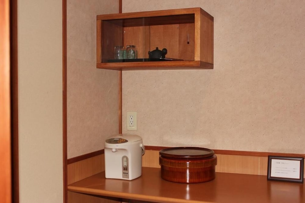 内装1 | うぐいすの初音