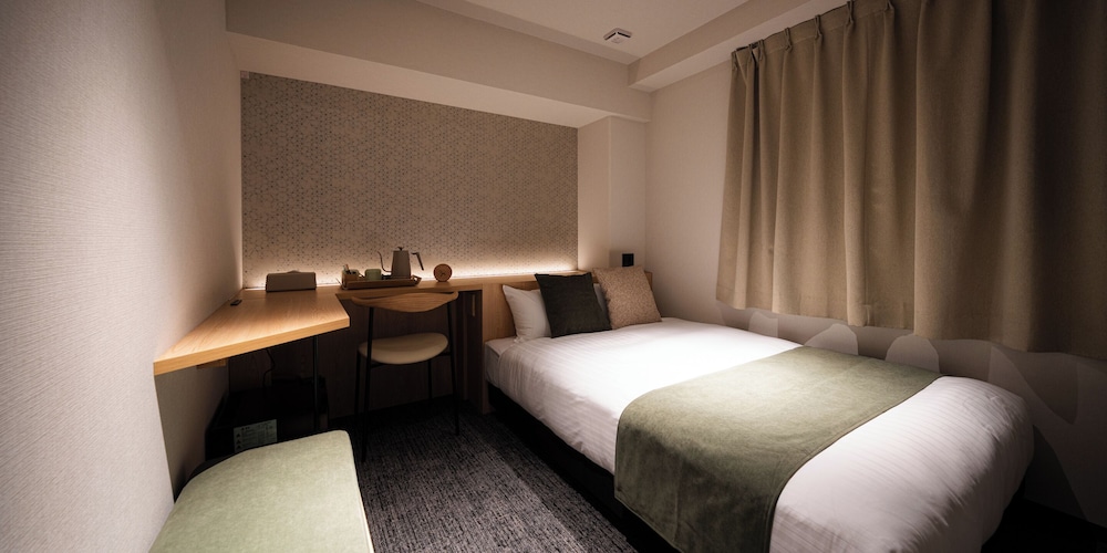 スタンダード ダブルルーム | R Hotel Namba East