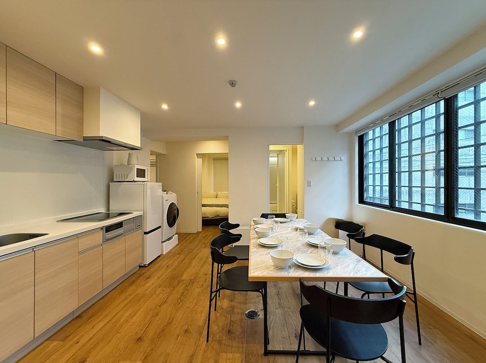 ファミリー アパートメント リビング エリア0 | b hotel Tekkyodo