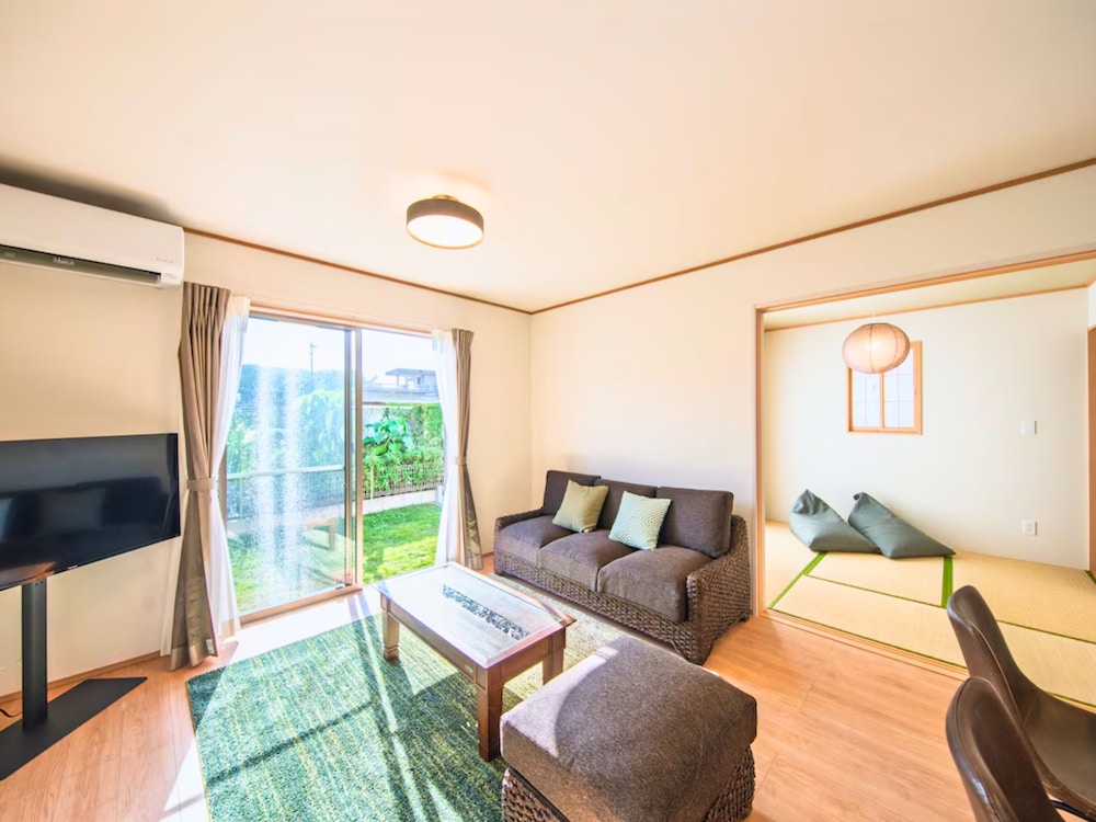 ファミリー アパートメント バルコニー ガーデンビュー テラス / パティオ0 | Inamine Terrace 