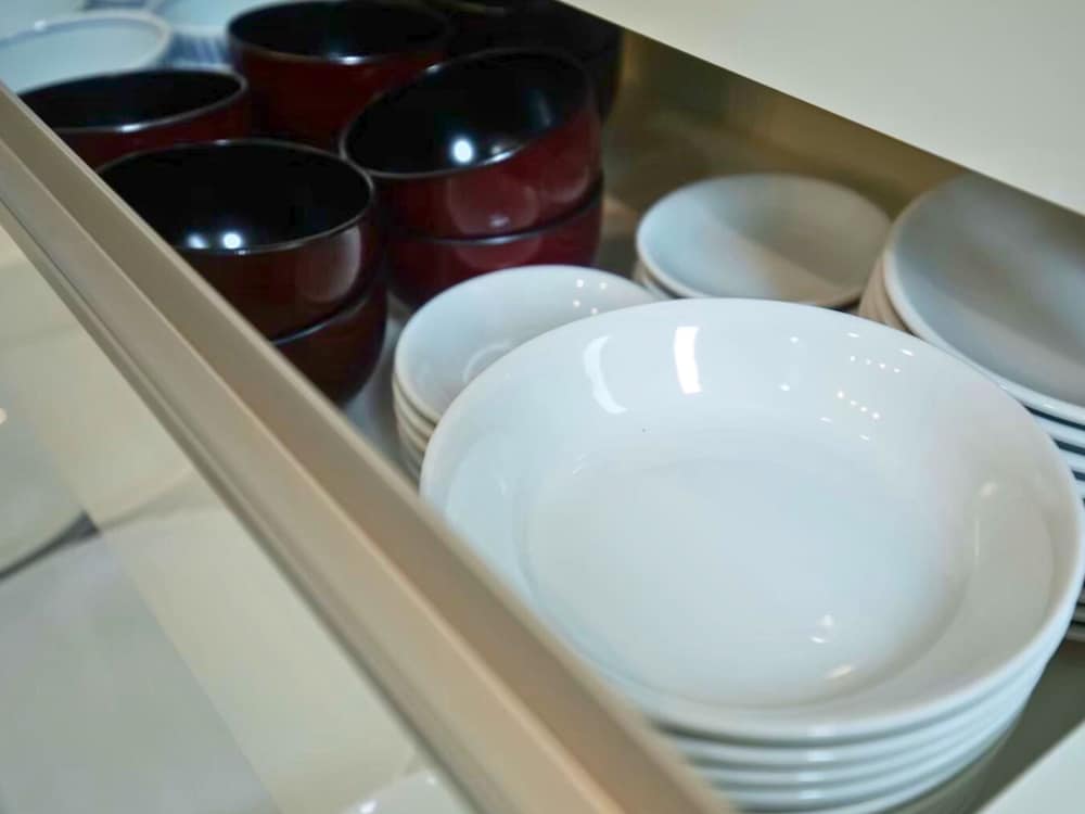 ファミリー アパートメント バルコニー ガーデンビュー 専用キッチン3 | Inamine Terrace 