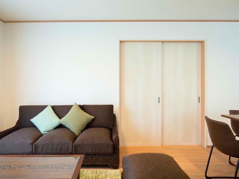 内装1 | Inamine Terrace 