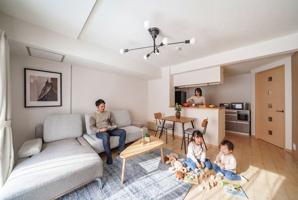 アパートメント リビング エリア1 | E-US NAEBO STATION 102