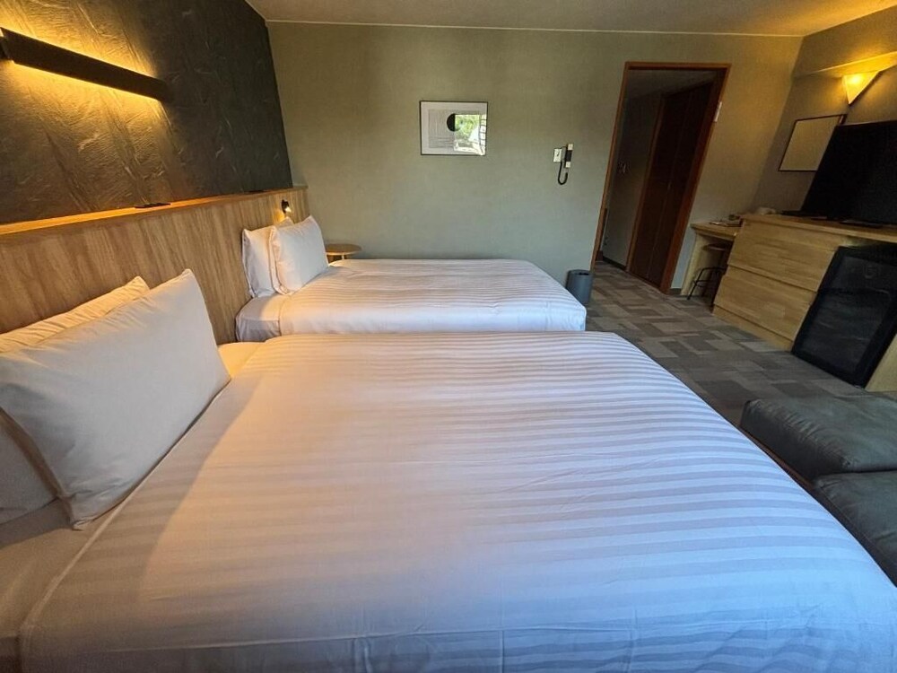 スーペリア ツインルーム 客室3 | クラブウィンダム白樺荘志賀高原